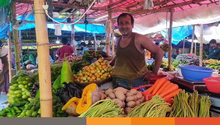 আখাউড়ায় বৃষ্টির অজুহাতে সবজির দাম আকাশছোঁয়া আখাউড়ায় বৃষ্টির অজুহাতে সবজির দাম আকাশছোঁয়া