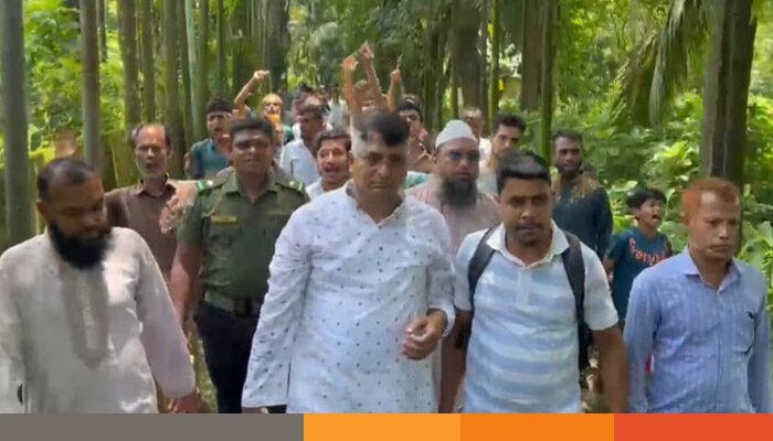 রূপগঞ্জে পানি উন্নয়ন বোর্ডের দায়িত্ব অবহেলার প্রতিবাদে বিক্ষোভ