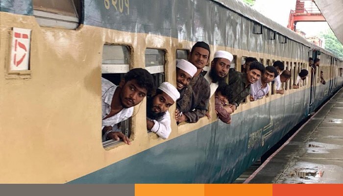 কোচ পছন্দ না হওয়ায় বিক্ষোভ, এক ঘণ্টা পর ছাড়ল জুলাই বিশেষ ট্রেন