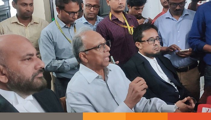 28 ১৫ বছরের দুঃশাসনের পুনরাবৃত্তি আর না হোক: মাহমুদুর রহমান