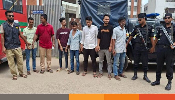 নোয়াখালীতে জেনারেল হাসপাতালের ৭ দালালকে কারাদন্ড নোয়াখালীতে জেনারেল হাসপাতালের ৭ দালালকে কারাদন্ড