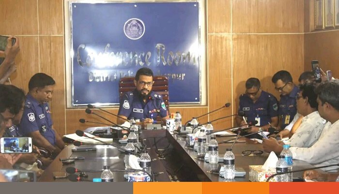 মেহেরপুরের নবাগত পুলিশ সুপারের সাথে সাংবাদিকদের মতবিনিময়