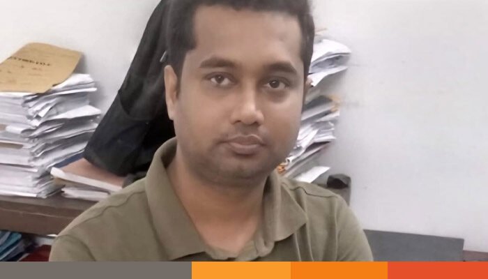 ভারত সীমান্তে ঢাকা দক্ষিণ ছাত্রলীগের সাধারন সম্পাদক জুবায়ের গ্রেফতার ভারত সীমান্তে ঢাকা দক্ষিণ ছাত্রলীগের সাধারন সম্পাদক জুবায়ের গ্রেফতার