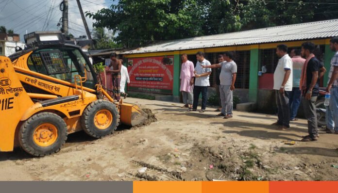 গাংনীতে রাস্তার দু’পাশে সৌন্দর্য বর্ধনের কাজ শুরু