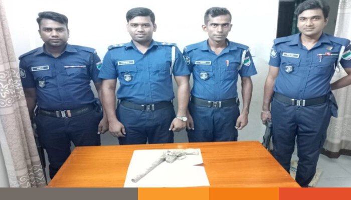 কুষ্টিয়ায় ওয়ান পরিত্যক্ত শুটার গান উদ্ধার