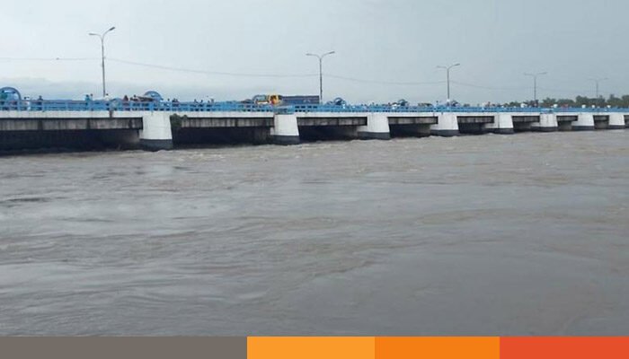 তিস্তার পানি বিপৎসীমার ওপরে, খুলে দেওয়া হয়েছে সব জলকপাট