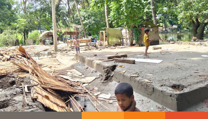 ৫০ বছর পর বেদখল থাকা ৪ একর জমি বুঝে পেল কোটালীপাড়া থানা পুলিশ