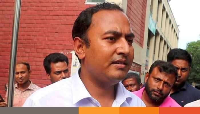 গাইবান্ধায় প্রাপ্তবয়স্ক আসামীকে শিশু দেখিয়ে জামিন, সেই আইনজীবীর বিরুদ্ধে মামলা