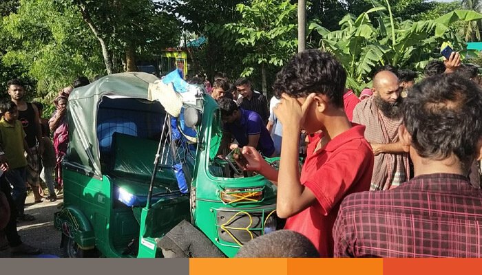 সুনামগঞ্জে ট্রাক-সিএনজি সংঘর্ষে মা-মেয়েসহ নিহত ৩