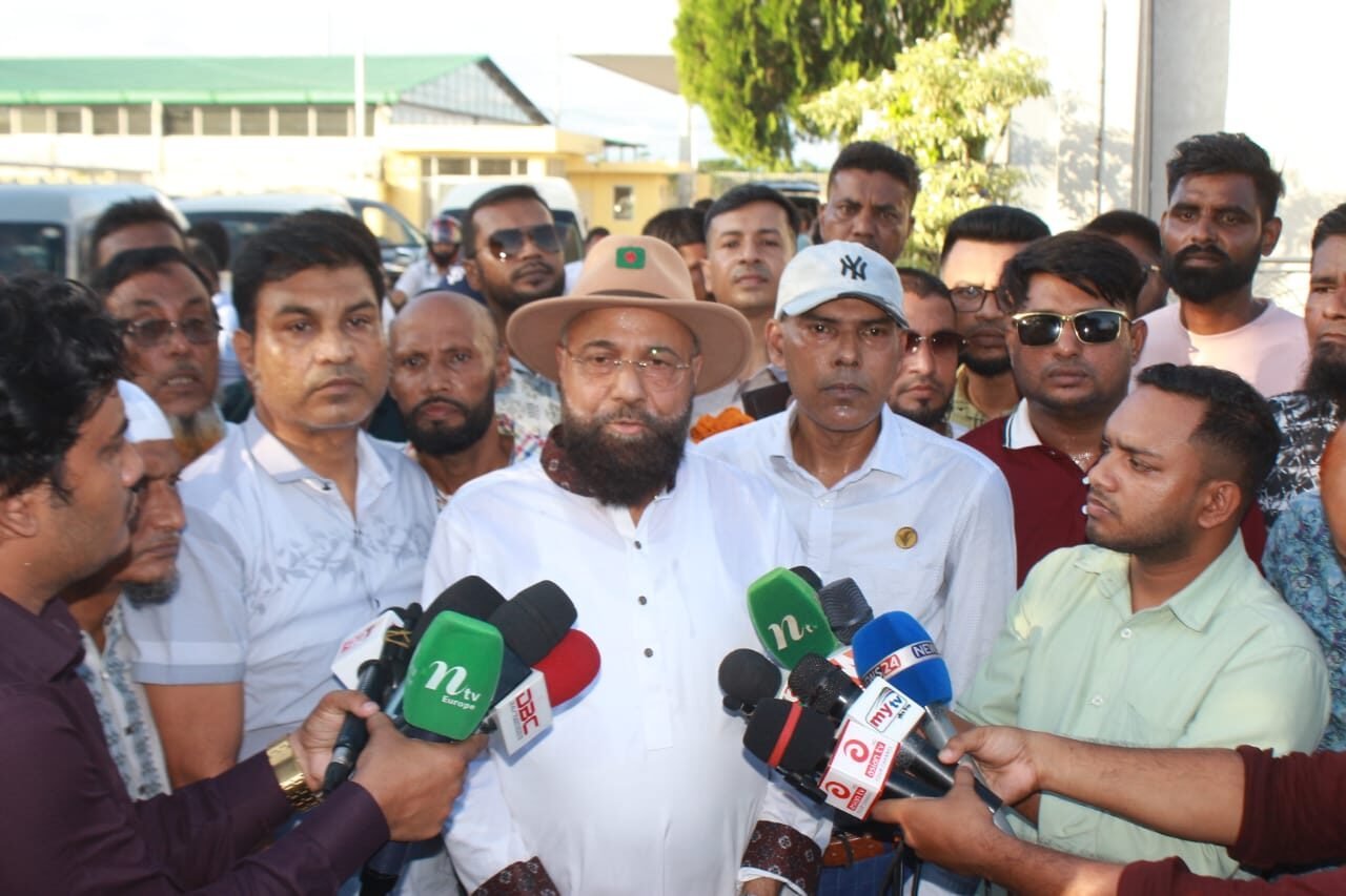 WhatsApp Image 2025-10-01 at 7.37.13 PM