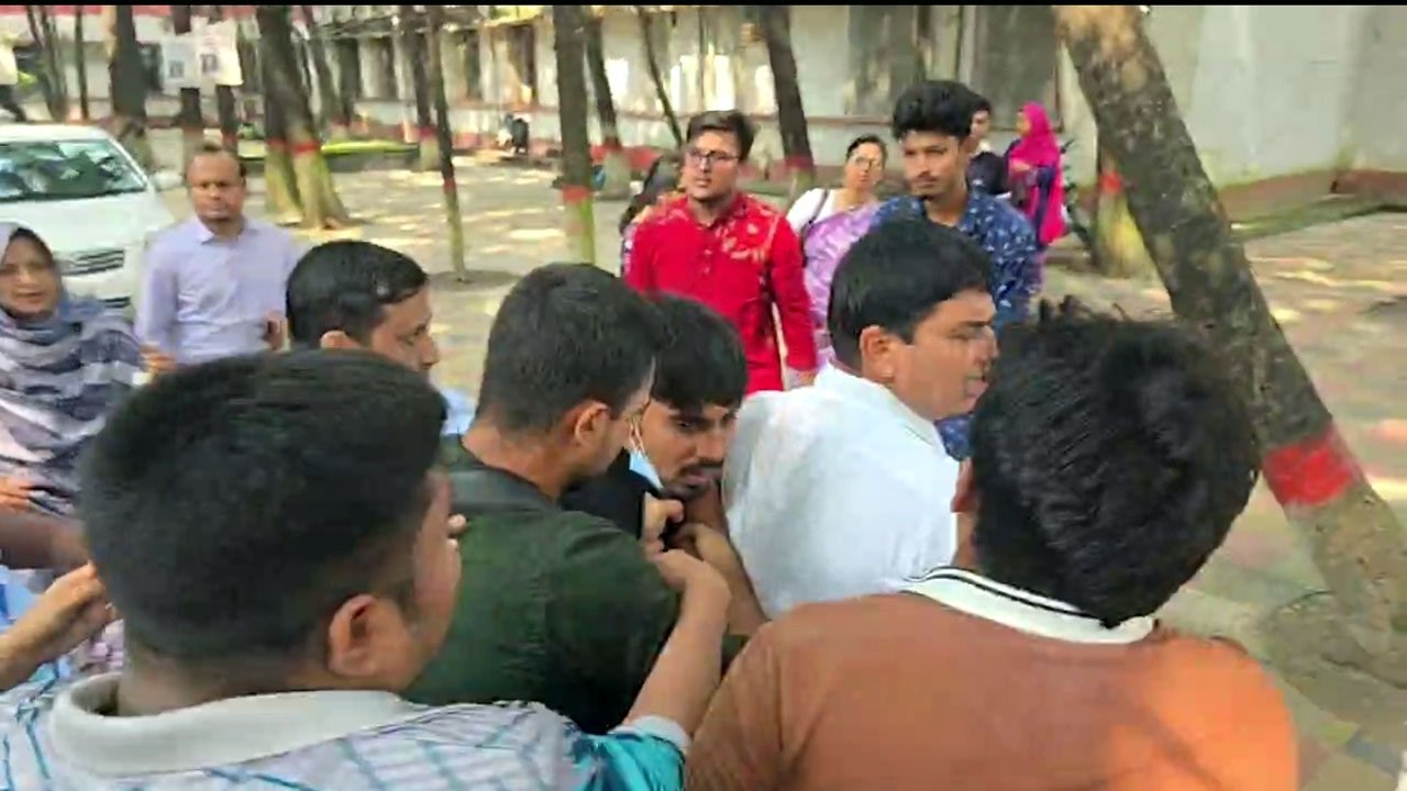 dhaka-college-20251013115416